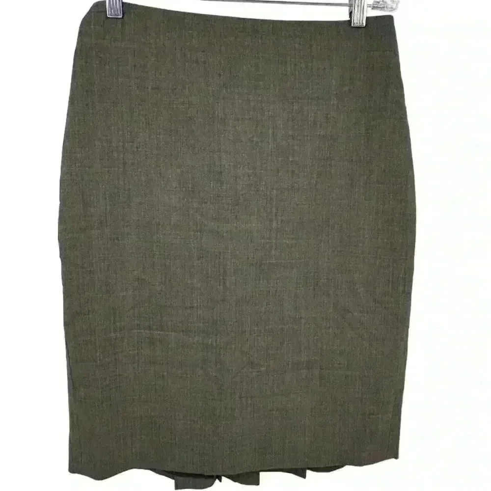 Ann Taylor Women's Gray Knee Length Straight Skirt Size 8 Workwear Wool Blend‎